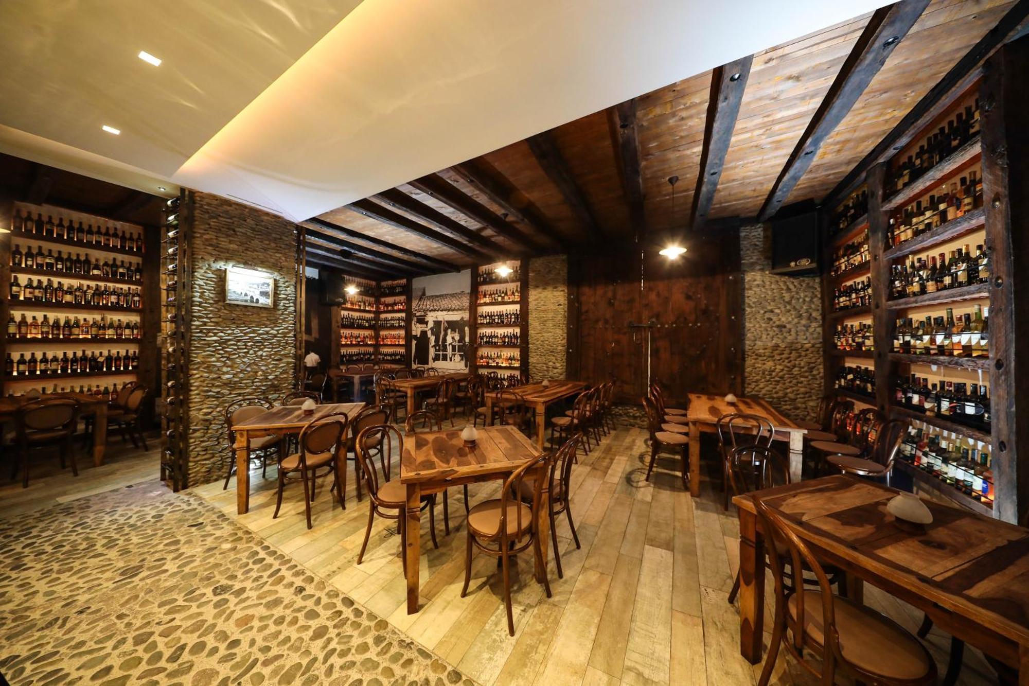 Hotel Carshia E Jupave Gjakova Bagian luar foto
