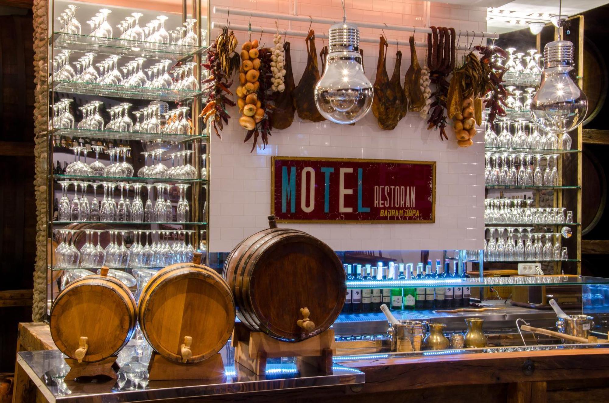 Hotel Carshia E Jupave Gjakova Bagian luar foto