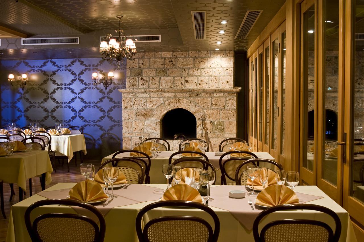 Hotel Carshia E Jupave Gjakova Bagian luar foto